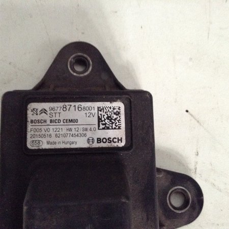 Motor neu starten 9677871680 Peugeot 208 Bosch 12V