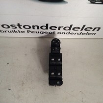 Raamschakelaar Links-Voor 96788264ZD Peugeot 2008 II P24E