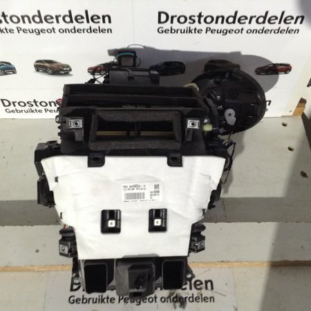 Heizungsgehäuse Klimaautomatik 9826065380 Peugeot 208 II P21E