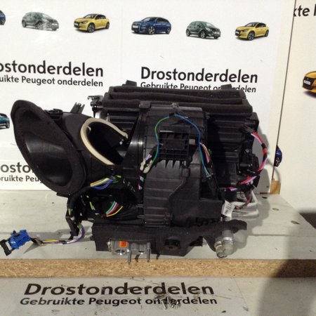 Heizungsgehäuse Klimaautomatik 9826065380 Peugeot 208 II P21E