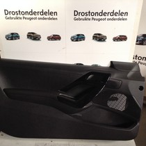 Türverkleidung/Türverkleidung vorne links schwarz 96763538ZD Peugeot 208 2/3DRS