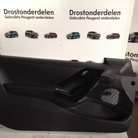 Deurpaneel/Portierbekleding Links-Voor Zwart 96763538ZD Peugeot 208 2/3DRS