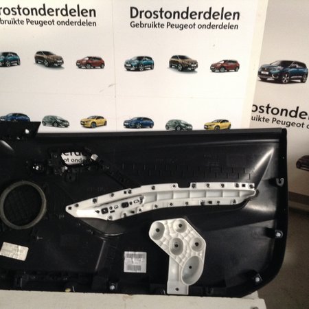 Deurpaneel/Portierbekleding Links-Voor Zwart 96763538ZD Peugeot 208 2/3DRS