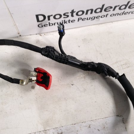 Power cable Engine 9804606580 Peugeot 208 1.2 VTI 82PK Engine code HMZ