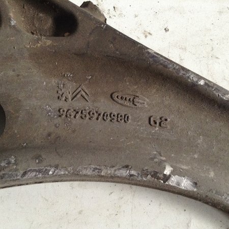 Draagarm Links 9675970980 Peugeot 308 GTI