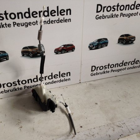 Türverriegelung hinten links mit Kindersicherung 9829285480 Peugeot 208 II P21E