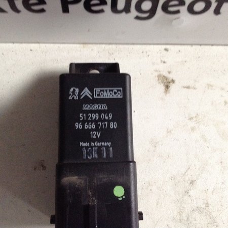 Glow plug relay 9666671780 Peugeot 207