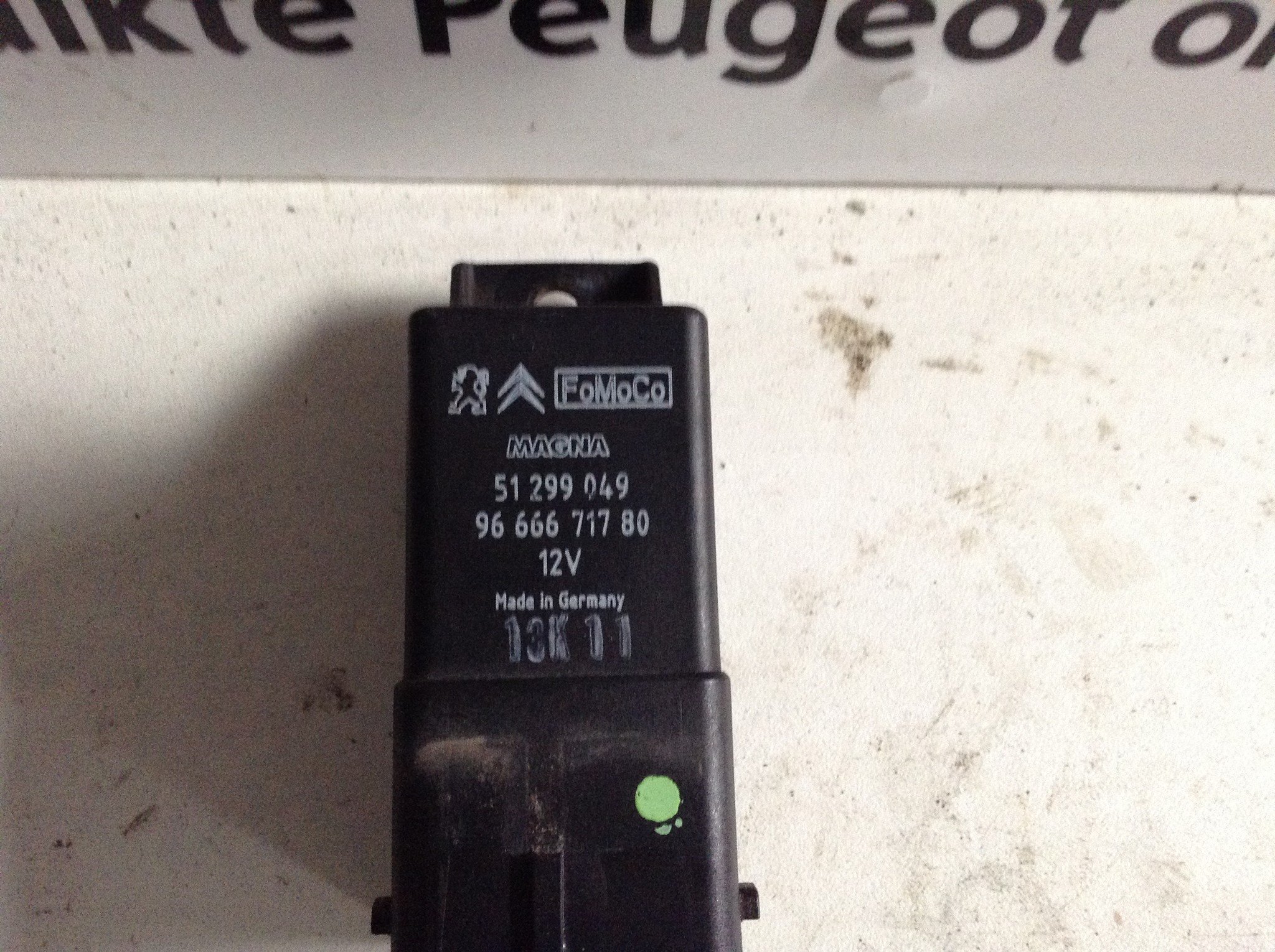 Glow plug relay 9666671780 Peugeot 207 Drostonderdelen