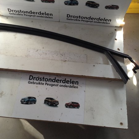 Sierlijst Zwart Rechts-Voor Portier 9811246680 Peugeot 3008 II P84E