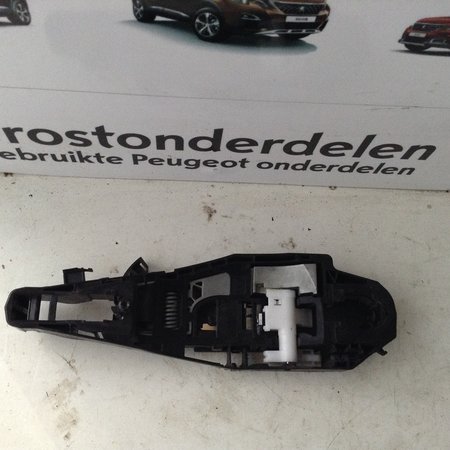 Portierkrukhoud Rechts-Voor 9820340980 Peugeot 3008 II P84E