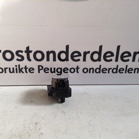 Heizventil Motor 9821293280 (1609172180) Peugeot 3008 II P84E DENSO A21201700