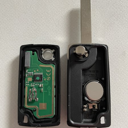 Peugeot 2 button flip key - key bit straight with electronics 433MHZ - ID46 transponder - battery housing