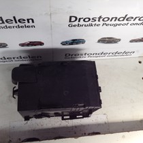 Batteriekasten mit Deckel 9801801880 Peugeot 208 / 2008