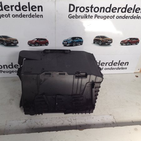 Accubak Met Deksel 9801801880 Peugeot 208 / 2008