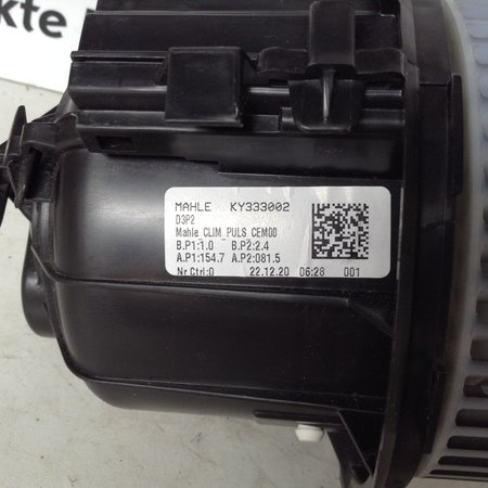 Heater motor 9833380480 Peugeot 2008 II P24E MAHLE (KY333002)