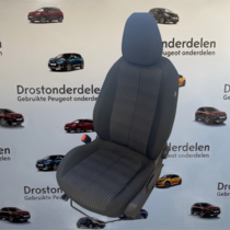Peugeot 308 T9 Vordersitz links