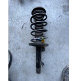 Shock absorber leg front left Peugeot 208 1.2 turbo automatic 9808033680