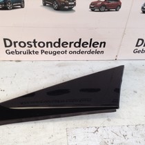 Trim strip tailgate left 9813844480 Peugeot 3008 II P84E