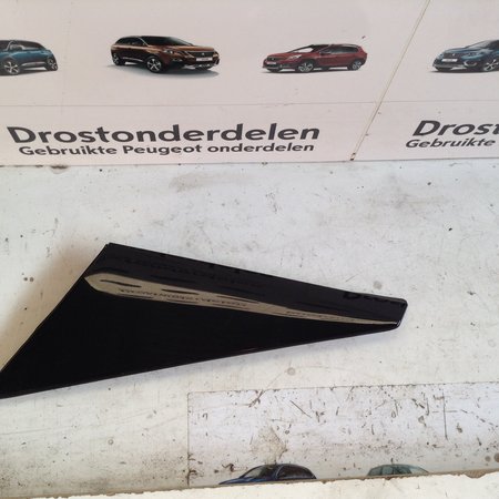 Trim strip tailgate left 9813844480 Peugeot 3008 II P84E