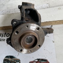 Fusee Rechts Peugeot 2008 1.2 82PK P55 1607557580