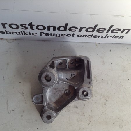 Gearbox Bracket 9807980580 Peugeot 3008 II P84E