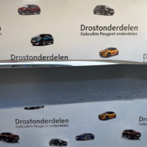 Türzierleiste vorne rechts 9811404077 Peugeot 3008 II P84E