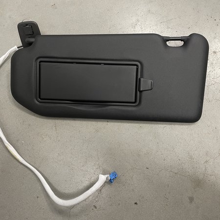 Zonneklep Links-voor  Zwart voor Peugeot 3008 II P84E   98160196ZD