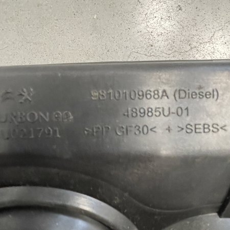 Tankventil Peugeot 3008 II P84E Farbcode (KWED) perlweiß 981010968A