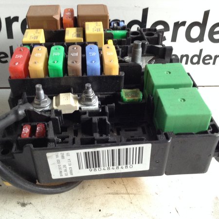 Fuse box 9804848480 Peugeot 208