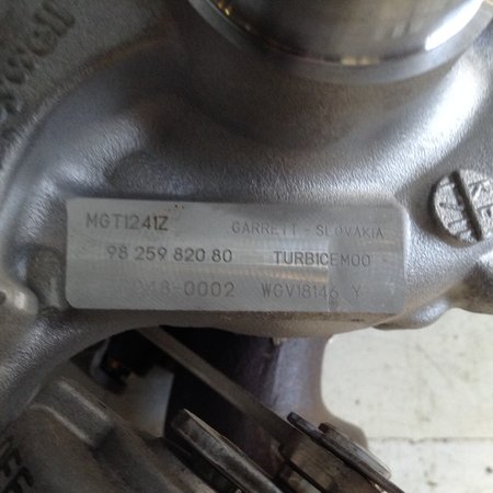 Turbo 9825982080 Peugeot 2008 II P24E Engine Code(HN05)