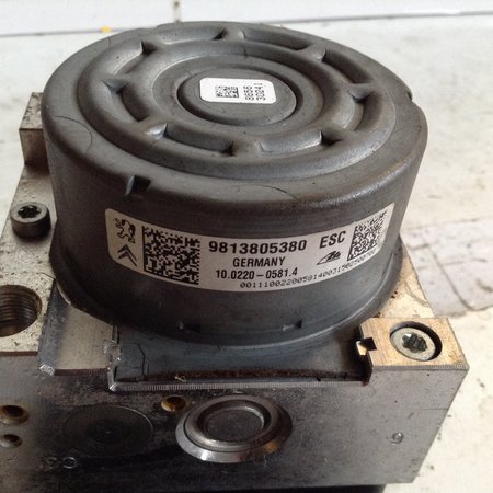 ABS Pump 9813805380 Peugeot 2008