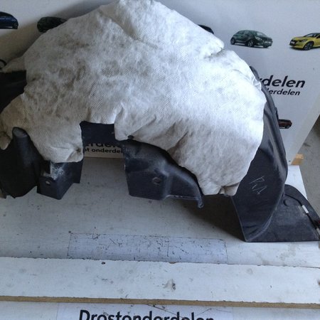 Radkasten rechts-hinten 9825798780 / 9832023480 Peugeot 2008 II P24E