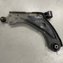 Suspension arm Left 9816865580 Peugeot 3008 P84