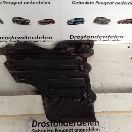 Beschermplaat Links 9823573680 Peugeot 208 II P21E