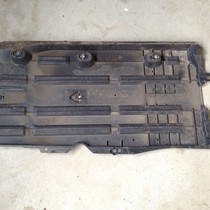 Floor panel right 9823547580 Peugeot 208 II P21E