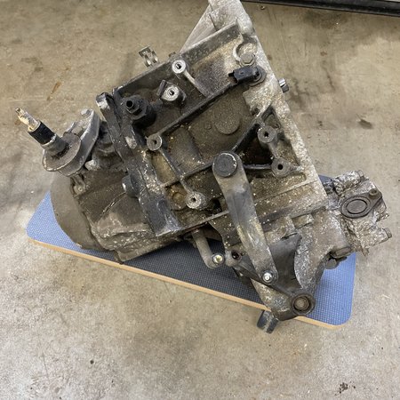 Gearbox with gearbox code 20DM17 Peugeot 206 2.0 16V engine code RFN