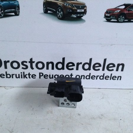 Koelvinweerstand 9829220580 Peugeot 3008