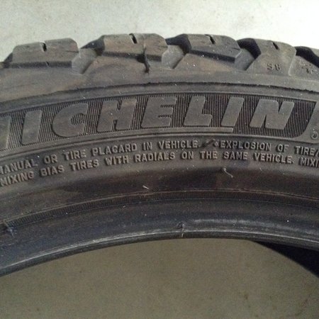 Band MICHELIN 205/45/R17