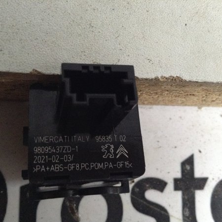 Scheinwerferschalter 98095437ZD Peugeot 5008 II P87E