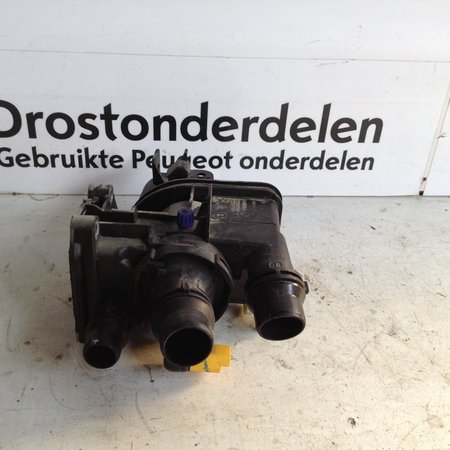 Thermostat housing 9812131480 Peugeot 2008 II P24E