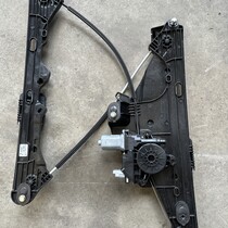 Window mechanism 4-door left front with article number 9828130780 Peugeot 2008 II P 24E