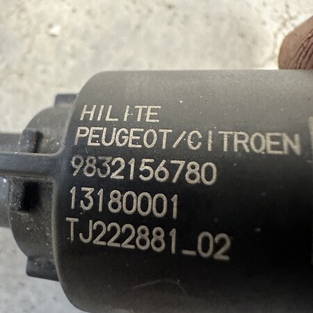 Nokkenas Sensor met artikelnummer 9832156780  Peugeot  motorcode HN05