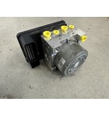 ABS-Pumpe mit Artikelnummer 9838074480 Peugeot 2008 II 1680717780 1680717480