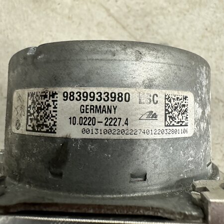 ABS Pump with article number 9839933980 Peugeot 208II