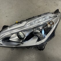 Scheinwerfer vorne links Facelift LED Peugeot 208 9822690480