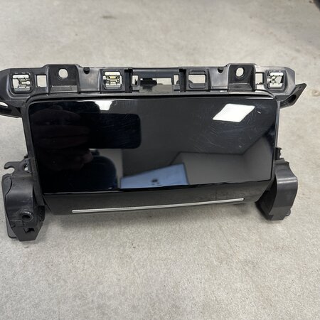 Storage compartment Dashboard with article number 9827401780 Peugeot 2008II