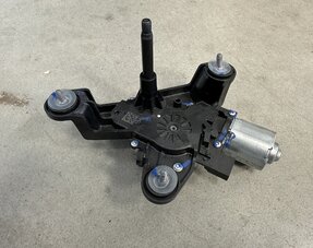 Windshield wiper motor