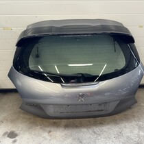 Tailgate With Spoiler Peugeot 208 Color code KCA gray