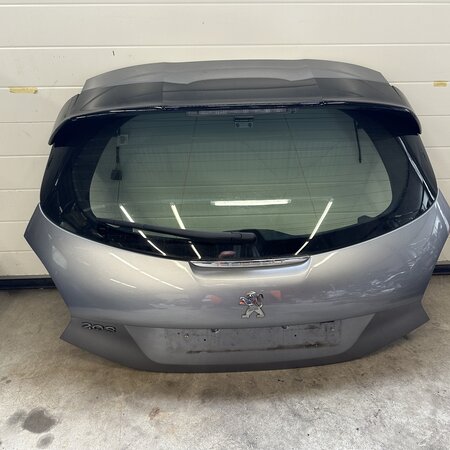 Achterklep Met Spoiler Peugeot 208 Kleurcode KCA grijs