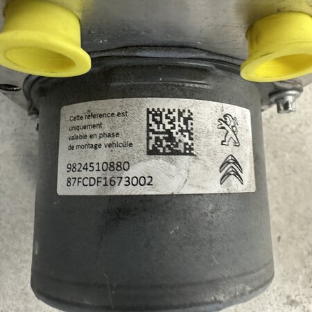 ABS Pump with article number 9824510880 Peugeot Expert